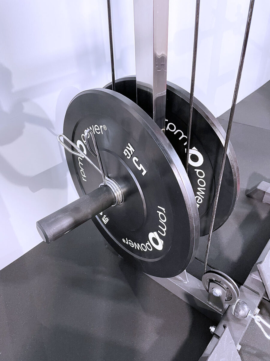 Weight Plates Essential 100kg (Black) (8-Piece Set) - Image 6