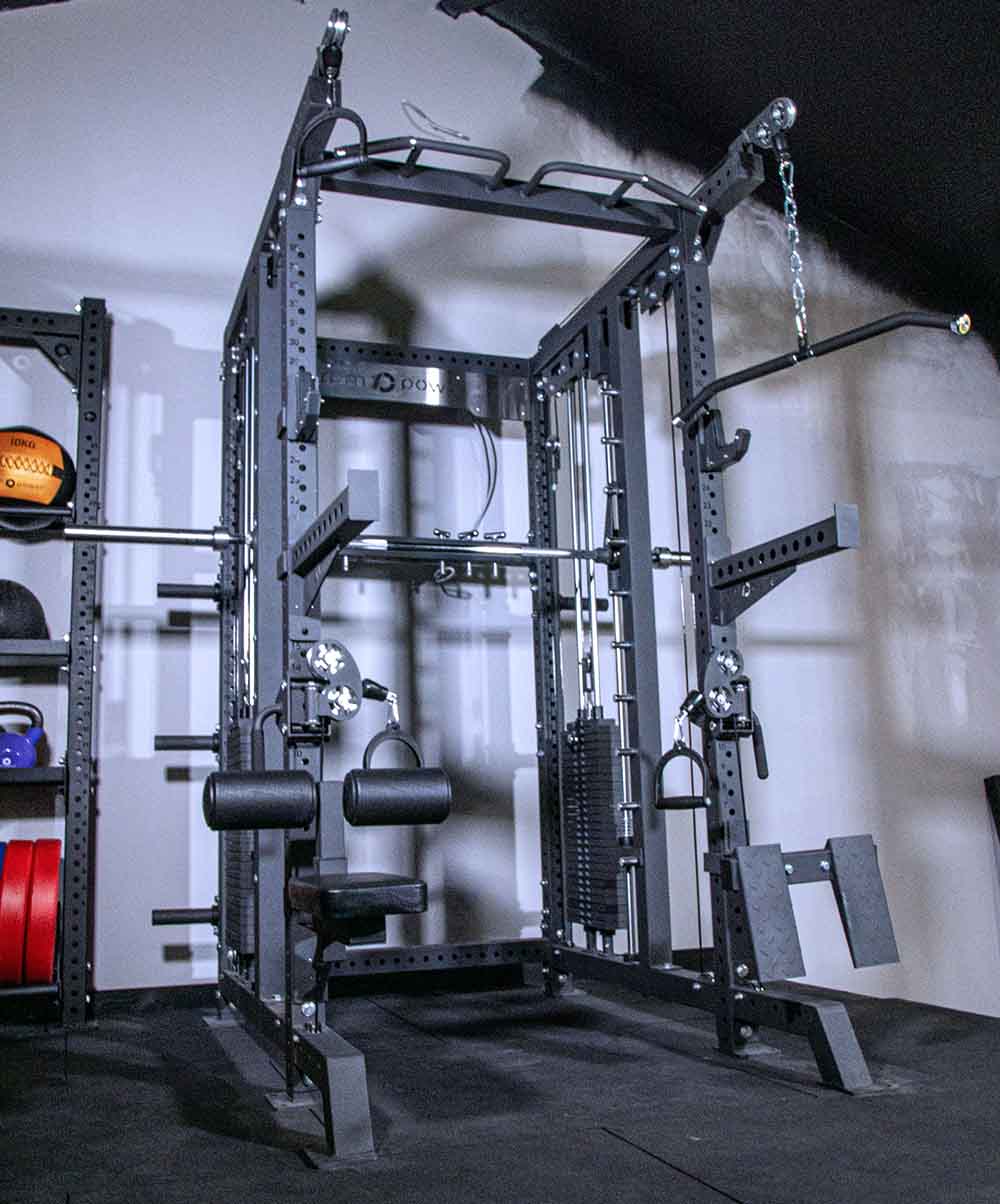 Multi-Gym Týr in a training space