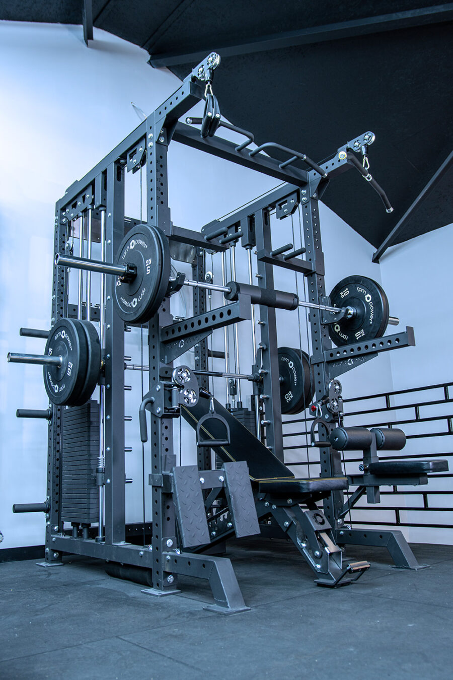 Tyr Multigym with Smith Rail, Cable Pulley Machine, Weight Bench and Olympic Barbell