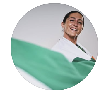 Amee Leigh Murphy Crowe Instagram Profile logo
